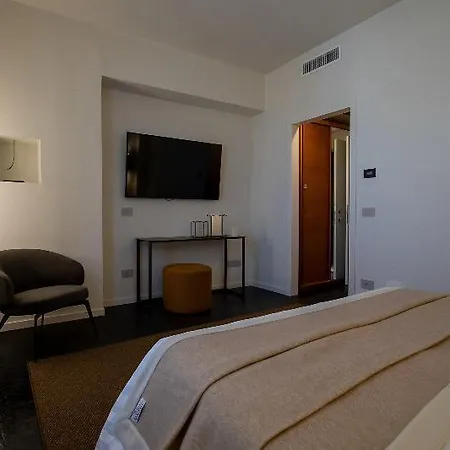 Arco Vecchio Urban - Epoca Collection Bed & Breakfast 3*