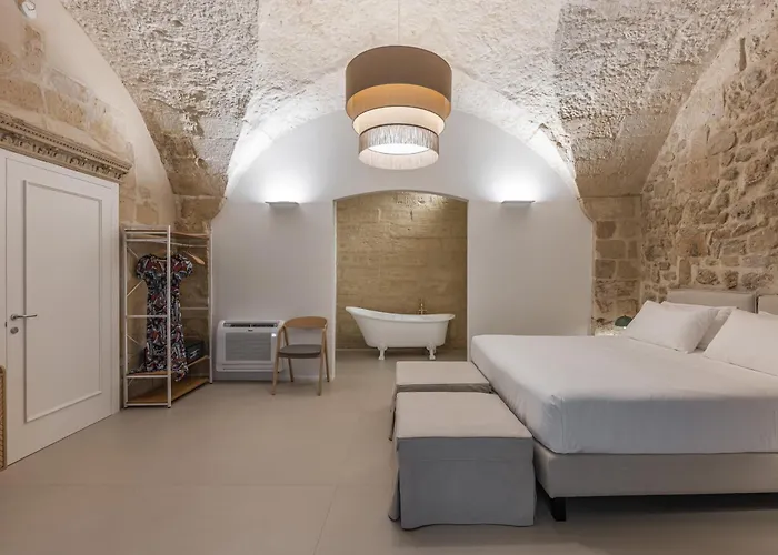 מלון Arco Vecchio Urban - Epoca Collection לצ'ה