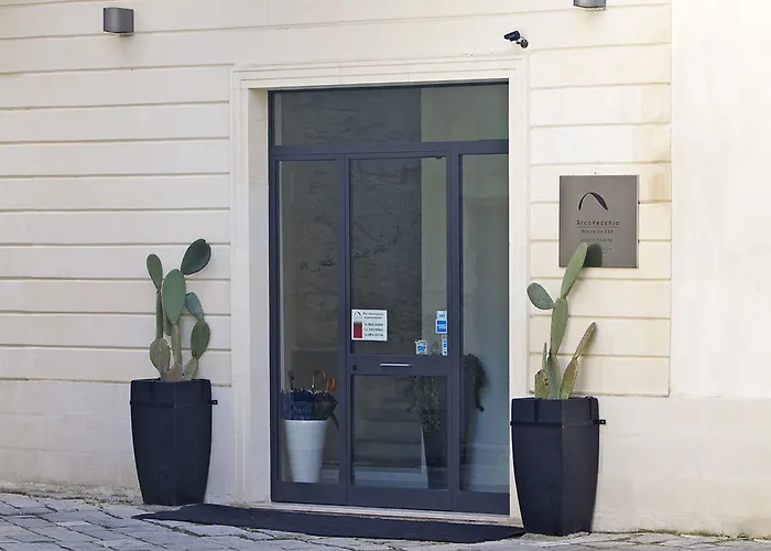 מלון Arco Vecchio Urban - Epoca Collection